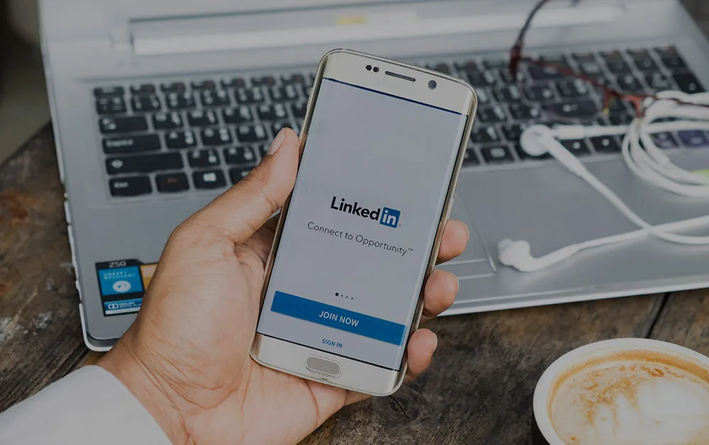 Como utilizar o LinkedIn para prospectar clientes de seguros
